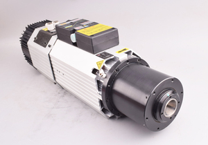 Husillo ATC CC+ ISO30 de 9 kW con Enfriamiento por Aire y Cambio Automático de Herramientas - Product Image 3