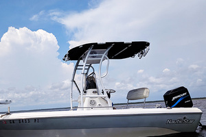 T-Top Pro2 pour bateau à console centrale, avec cadre blanc enduit et auvent noir pour bateau - Product Image 6
