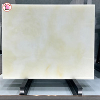 Dalle d'onyx naturel blanc neige, pierre translucide couleur crème douce, pierre de jade hautement translucide, rétroéclairage lumineux, style minimaliste, favori