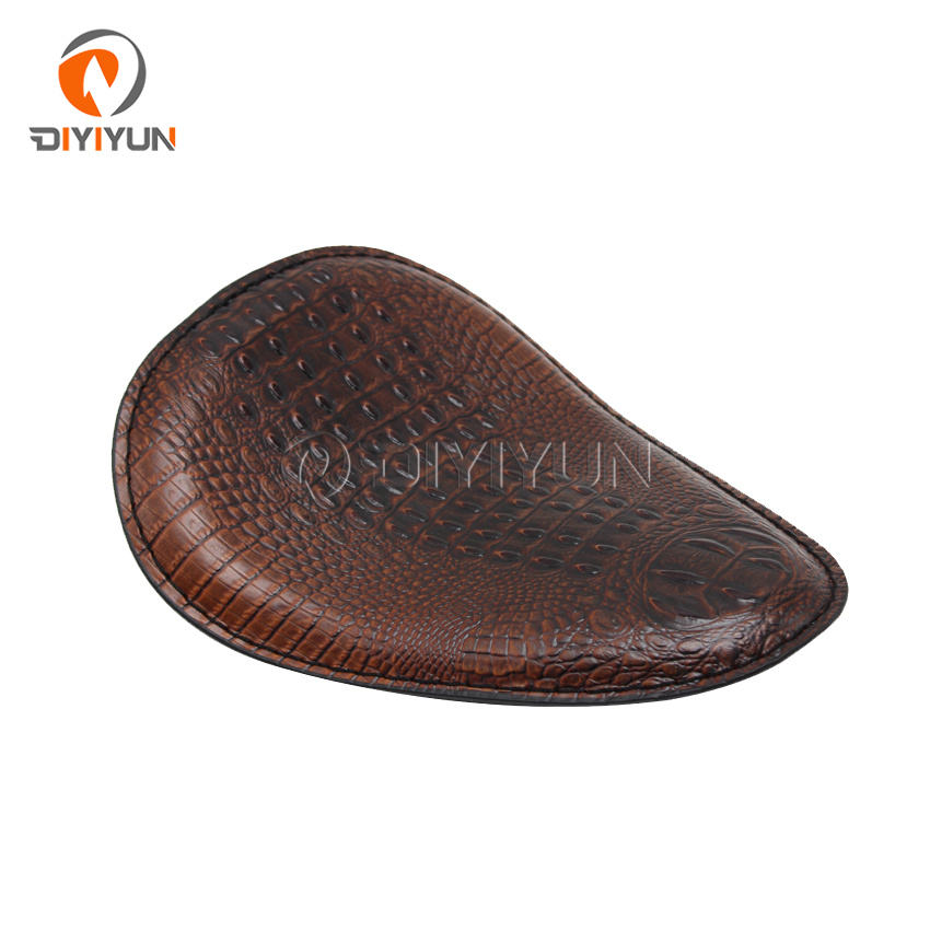 ヴィンテージクロコダイルブラウンレザーソロモーターサイクル