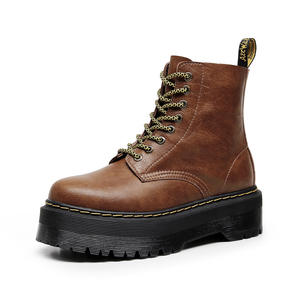 Bottes courtes à semelle épaisse 8 trous pour femme, style britannique, en cuir véritable marron, à lacets, confortables, à talon moyen, pour l'hiver, style européen et américain - Product Image 1