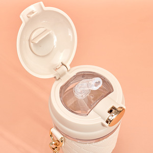 <span class=keywords><strong>2022</strong></span> bouteille d'eau en plastique avec paille pour filles, sans BPA, bouteille d'eau avec motif de lapin mignon, à la mode - Product Image 4