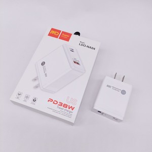 Oem <span class=keywords><strong>caricatore</strong></span> universale del telefono cellulare 18w per <span class=keywords><strong>Iphone</strong></span> tipo <span class=keywords><strong>C</strong></span> <span class=keywords><strong>caricatore</strong></span> del telefono cellulare adattatore di alimentazione adattatore di alimentazione 20w <span class=keywords><strong>caricatore</strong></span> del telefono - Product Image 6