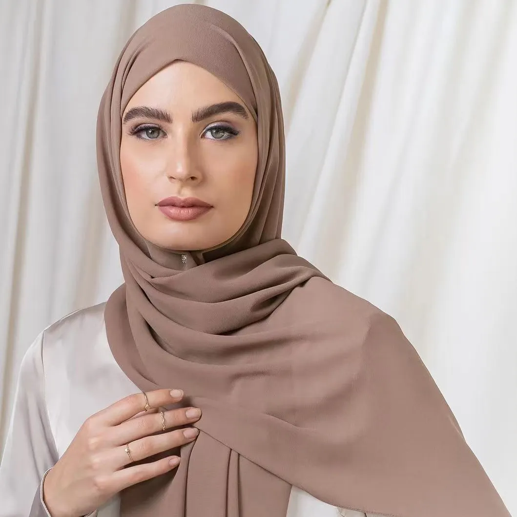 Jilbab syal sifon polos dengan jahitan rapi selendang sifon wanita Muslim 80 warna tersedia syal etnik jilbab