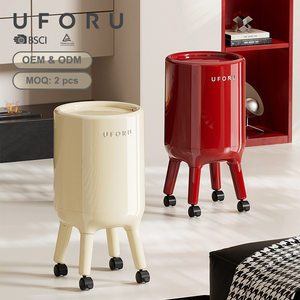 UFORU <span class=keywords><strong>Bac</strong></span> Poubelle Intérieur Hôtel Salle de Bain Moderne Poubelle en Plastique Cuisine Petite Poubelle à Pieds Courts avec Couvercle et Roues - Product Image 1