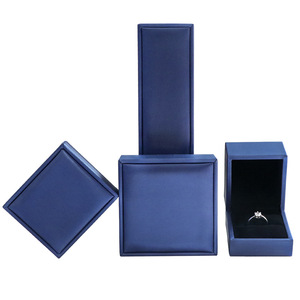Boîte à bijoux de luxe en plastique, pour bracelets et colliers, avec emballage, cadeau - Product Image 1