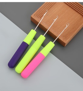Outil de crochet <span class=keywords><strong>pour</strong></span> cheveux, crochet en plastique <span class=keywords><strong>pour</strong></span> tissage de cheveux, aiguilles à crocheter <span class=keywords><strong>pour</strong></span> dreadlocks - Product Image 6