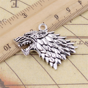 Charms Ice and Fire Dire <span class=keywords><strong>Wolf</strong></span> 32x44mm Ajuste hecho a mano, colgantes de Color plata tibetana Vintage, DIY para collar de pulsera - Product Image 2