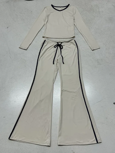 Conjunto de dos piezas con ribete en contraste para mujer, top de manga larga con cuello en V y pantalones acampanados con cordón de cintura baja, atuendo informal de otoño - Product Image 6