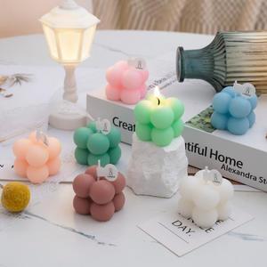 Velas Aromáticas em Forma de Cubo Redondo Personalizadas, Feitas à Mão, Mini Velas de Soja Aromáticas para Decoração de Casamento e Festa - Product Image 1