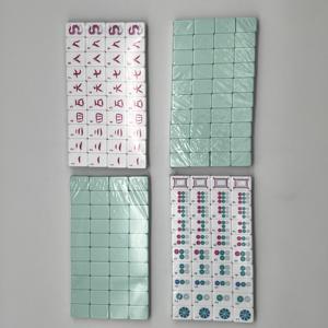 ชุ<span class=keywords><strong>ด</strong></span>ไพ่นกกระจอกอเมริกัน<span class=keywords><strong>ส</strong></span>ีฟ้าอมเขียว แผ่นอะคริลิก 4 ชั้น ลายเรขาคณิต เกมไพ่นกกระจอกที่ทนทาน<span class=keywords><strong>ส</strong></span>ำหรับผู้ใหญ่ พร้อมไพ่โจ๊กเกอร์ - Product Image 3