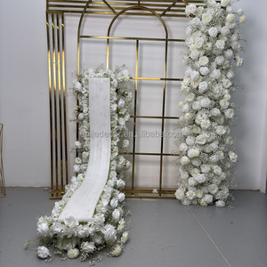 Runner Floreale Bianco Artificiale con Rose e Gypsophila per Tavolo, Decorazione per Matrimoni e Feste Nuziali - Product Image 2