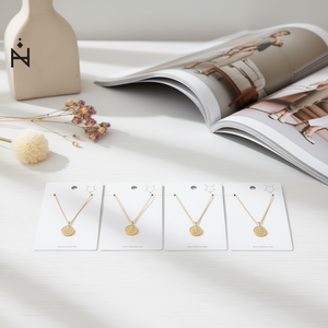 Collana con Ciondolo Rotondo Angelina, Catena in Ottone Placcato Oro, Gioielli alla Moda, Set Regalo Unisex - Product Image 4