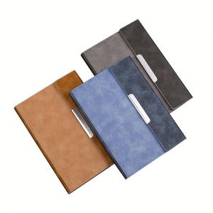 Carnet de notes professionnel en cuir PU promotionnel, agenda à trois volets, 100 feuilles, reliure cousue, fermeture magnétique, logo personnalisé, usage bureautique - Product Image 1
