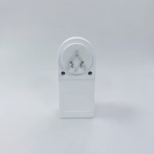 Protector de Voltaje Ajustable Kecn 16A con Pantalla Digital para Refrigeradores y Televisores, Enchufe de CA Monofásico de 220V - Product Image 2