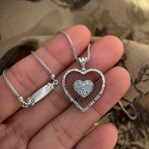 Collar de Plata de Ley S925 con Colgante de Jade Natural con Incrustaciones de Copos de Nieve, Estilo Princesa Real, Ultra Exquisito - Product Image 3