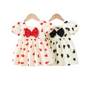 1425 Nouvelle robe d'été en coton imprimée cœur de princesse pour bébé <span class=keywords><strong>fille</strong></span>, <span class=keywords><strong>jupe</strong></span> pour 1 à 3 <span class=keywords><strong>ans</strong></span> - Product Image 1