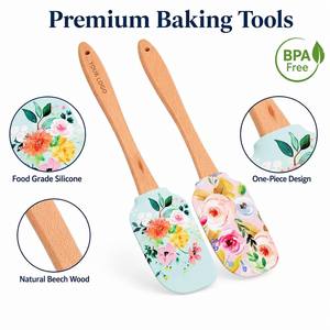 Spatule à gâteau en silicone avec manche en bois, spatule à pâtisserie résistante à la chaleur de qualité alimentaire en gros, outils de cuisson avec logo personnalisé - Product Image 4