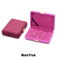 Boîte de rangement portable en suède pour bagues, avec plusieurs compartiments, boîte de rangement pour bijoux, étui de présentation de bagues de voyage, boîte d'emballage de bijoux avec logo personnalisé