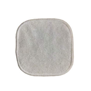 Tampons démaquillants carrés en fibre de bambou et en <span class=keywords><strong>coton</strong></span> personnalisables du fabricant Serviettes en flanelle réutilisables et lavables - Product Image 3