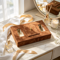 Boîte à parfum en bois recouverte de daim, doublure en velours, bouton métallique, logo personnalisé pour le rangement de deux flacons de parfum, emballage cadeau cosmétique de luxe