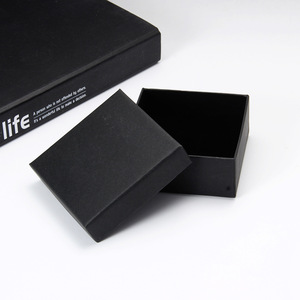 Caja de Joyería Cuadrada 5x5 7x7 Negra Lisa de ABS para Guardar Anillos, Pulseras y Collares, Caja de Regalo - Product Image 4