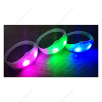 Bracelets lumineux LED multicolores personnalisables pour la décoration de scène de fête, bracelet LED pour concert, bracelet lumineux pour fête