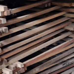 Piquets de soutien pour tomates en bois dur (Support de jardin) - Product Image 2