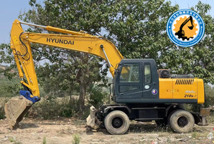 99% Nouvelle pelle d'occasion HYUNDAI 21Ton 2023 Original Corée - Product Image 6