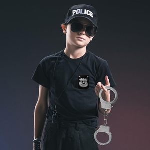 4 Piezas de <span class=keywords><strong>Accesorios</strong></span> de <span class=keywords><strong>Disfraz</strong></span> de Policía con Gafas de Sol, Auricular, Insignia y Esposas para Adultos Unisex de Poliéster para Cosplay - Product Image 6