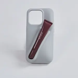 Capa de silicone para celular iPhone 15 Pro Max, novo design 3D com batom e buracos, resistente a riscos e sujeira