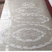 Chemin de table brodé en organza de polyester satiné doré brillant pour mariage de Noël, lot de 16