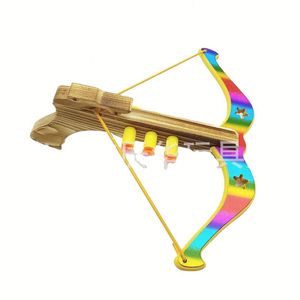 Jouet en bois classique pour garçons, jeu de tir, arc et flèches faits à la main pour enfants, jouet arbalète en bois pour jouer en extérieur, classique en bois - Product Image 1