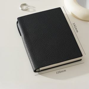 Haute qualité <span class=keywords><strong>bon</strong></span> prix couverture en cuir PU A5 A6 cahier personnalisé reliure thermique parfait cahier rigide avec porte-stylo - Product Image 4