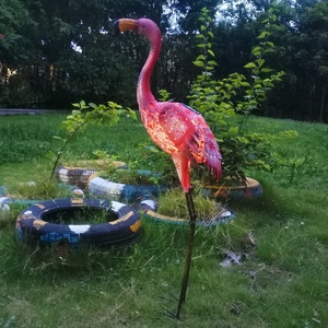 Lampe en forme de flamant rose, ornements de jardin éclairés à énergie solaire - Product Image 3