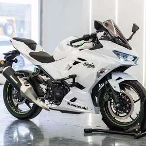 Moto de course Kawasaki <span class=keywords><strong>Ninja</strong></span> 250cc à essence, design léger haute vitesse, puissance fluide et excellente maniabilité - Product Image 1
