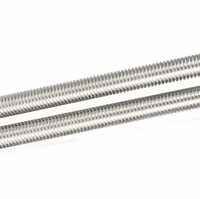 Tiges filetées à droite en acier au carbone galvanisé M14-M36 pour applications industrielles lourdes et médicales
