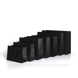 Toptan özel baskı boyutu yatay siyah karton lüks alışveriş hediye kağıt torba - Product Image 2