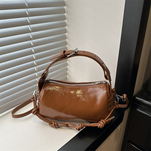 Bolso de Hombro Cruzado de Piel Sintética Brillante con Cierre de Cremallera, Estilo <span class=keywords><strong>Bowling</strong></span>, para Mujer, <span class=keywords><strong>Precio</strong></span> al por Mayor - Product Image 4