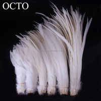 Prix de gros d'usine, plumes de queue de coq naturelles blanches comme neige, 40-45/45-50 cm de long, pour la décoration de vêtements de carnaval, artisanat DIY