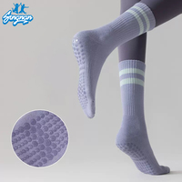 Chaussettes de yoga et de Pilates antidérapantes professionnelles pour femmes, chaussettes de sport personnalisées avec grip, fond épais en tissu éponge, chaussettes de fitness antidérapantes