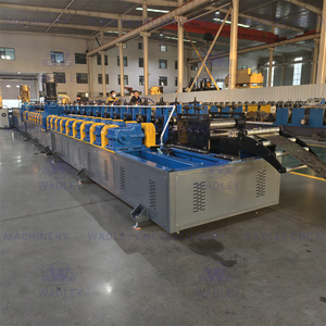 Machine de profilage à froid pour rayonnages d'entrepôt, machine à colonnes pour étagères verticales avec perforation, profilage de poutres en U pour rayonnages - Product Image 5