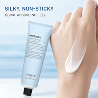 Crème pour les mains parfumée OEM ODM 50g Ambregris 13 Écologique Naturelle Réparatrice Huile d'Olive Hydratation 24H Répare la Barrière Cutanée