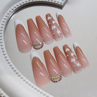 Fournitures pour ongles : Faux ongles à presser en acrylique, longs, style français, avec paillettes dorées et dégradé blanc, design diamant, pour femmes
