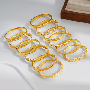<span class=keywords><strong>Bracelet</strong></span> unisexe Z H en acier inoxydable étanche et inaltérable, entièrement serti de zircons, plaqué or 18 carats, avec breloque géométrique – Cadeau - Product Image 2