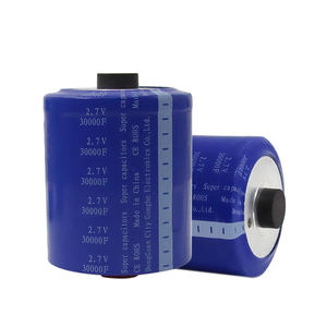 Condensatore Ultra Farad ad alta energia 2.7VDC 30000 approvato CE per illuminazione del treno - Product Image 4