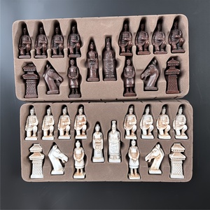 Set di Scacchi 3D Guerrieri di Terracotta in Resina, Grande Scacchiera con Modellazione di Vecchi Caratteri, Gioco per Regalo di Natale e Halloween - Product Image 2