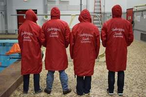 Parka de Natación Juvenil con Forro Polar, Parka de Natación Unisex, Parka de Natación para Club - Product Image 4