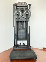 Machine papillon multifonctionnelle réglable pour l'entraînement de force, soulevés latéraux, presses pectorales, double bras, qualité professionnelle pour salle de sport