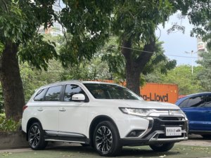 2018 מיצובישי מחוץ לנחתת 2.0l כבוד מהדורה שני גלגל 5 מושבים בשימוש מכונית - Product Image 3